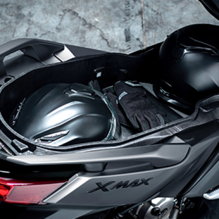 YAMAHA XMAX